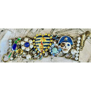 Betsey Johnson Ship Shape Nautical Charm Bracelet Retired Pirate Skull Heart VTG